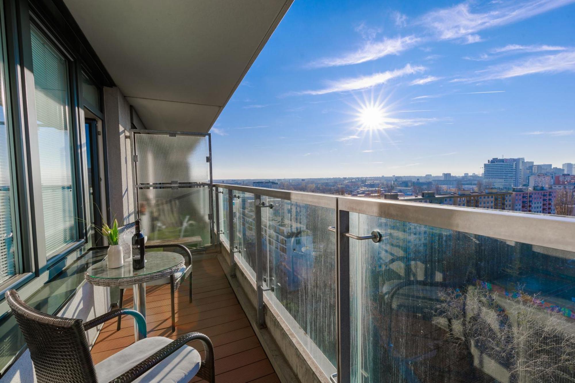 Sunny Apartment With Amazing Terrace On The 13Th Floor Near City Center Bratysława Zewnętrze zdjęcie