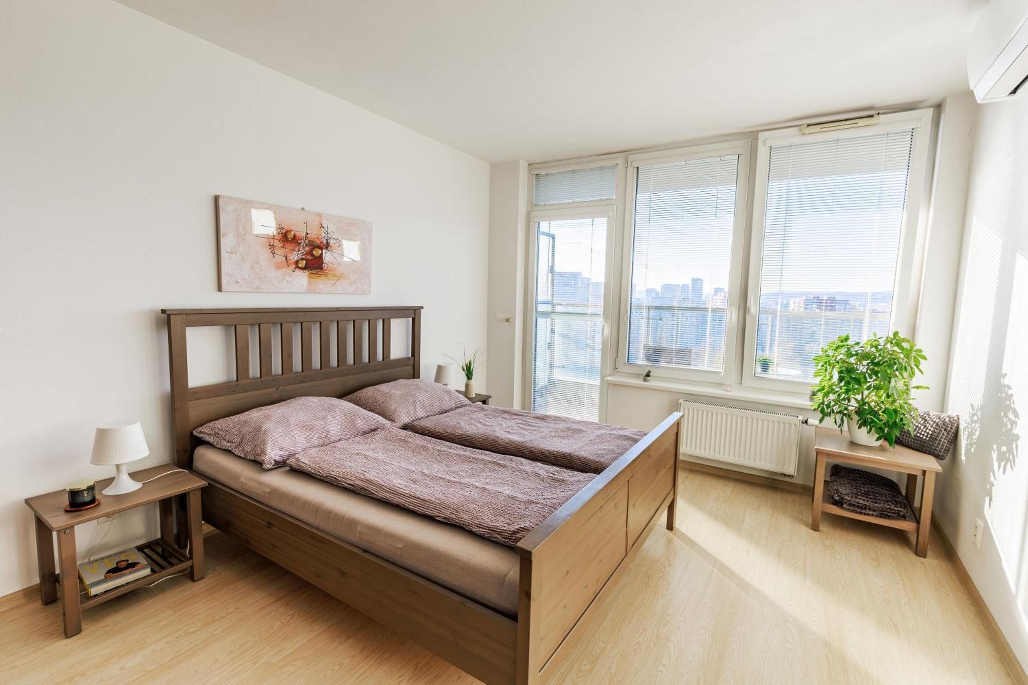 Sunny Apartment With Amazing Terrace On The 13Th Floor Near City Center Bratysława Zewnętrze zdjęcie